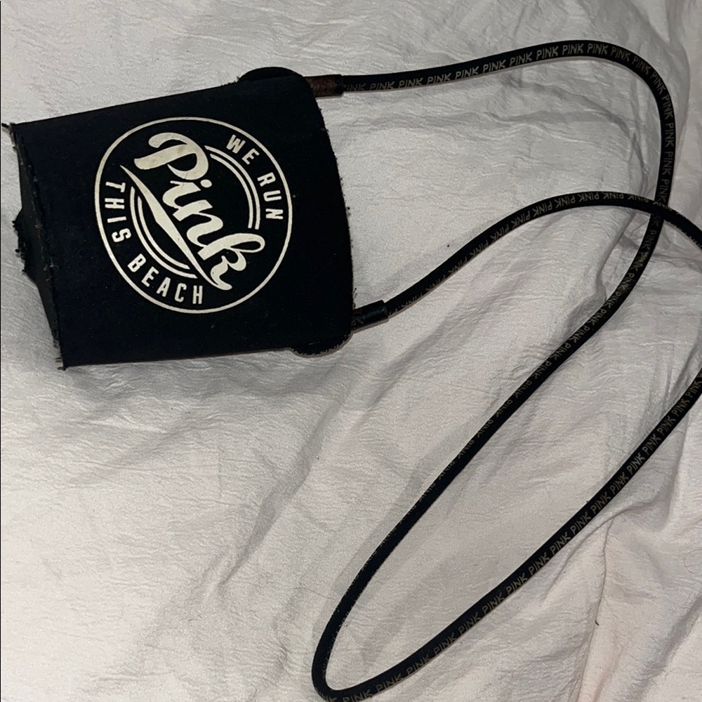 Pink VS Crossbody coozie pre owned lightly used